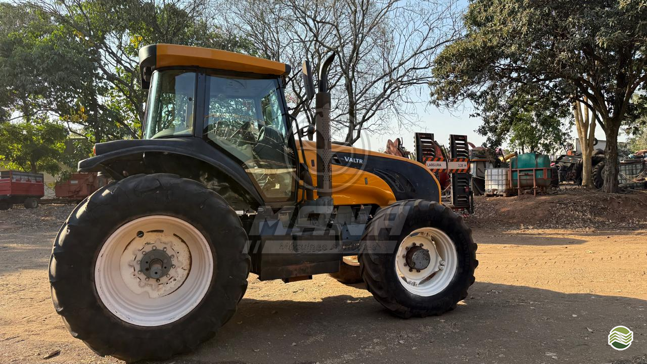TRATOR VALTRA VALTRA BT 190 Tração 4x4 Mana Máquinas RIBEIRAO PRETO SÃO PAULO SP